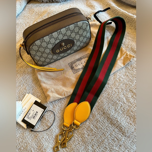 Gucci Neo Vintage GG Supreme Messenger
Bag - Picture 15 of 17